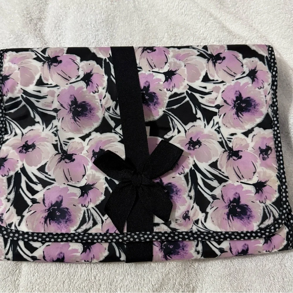 Enchante Accessories Floral Hanging Travel Organizer Bag